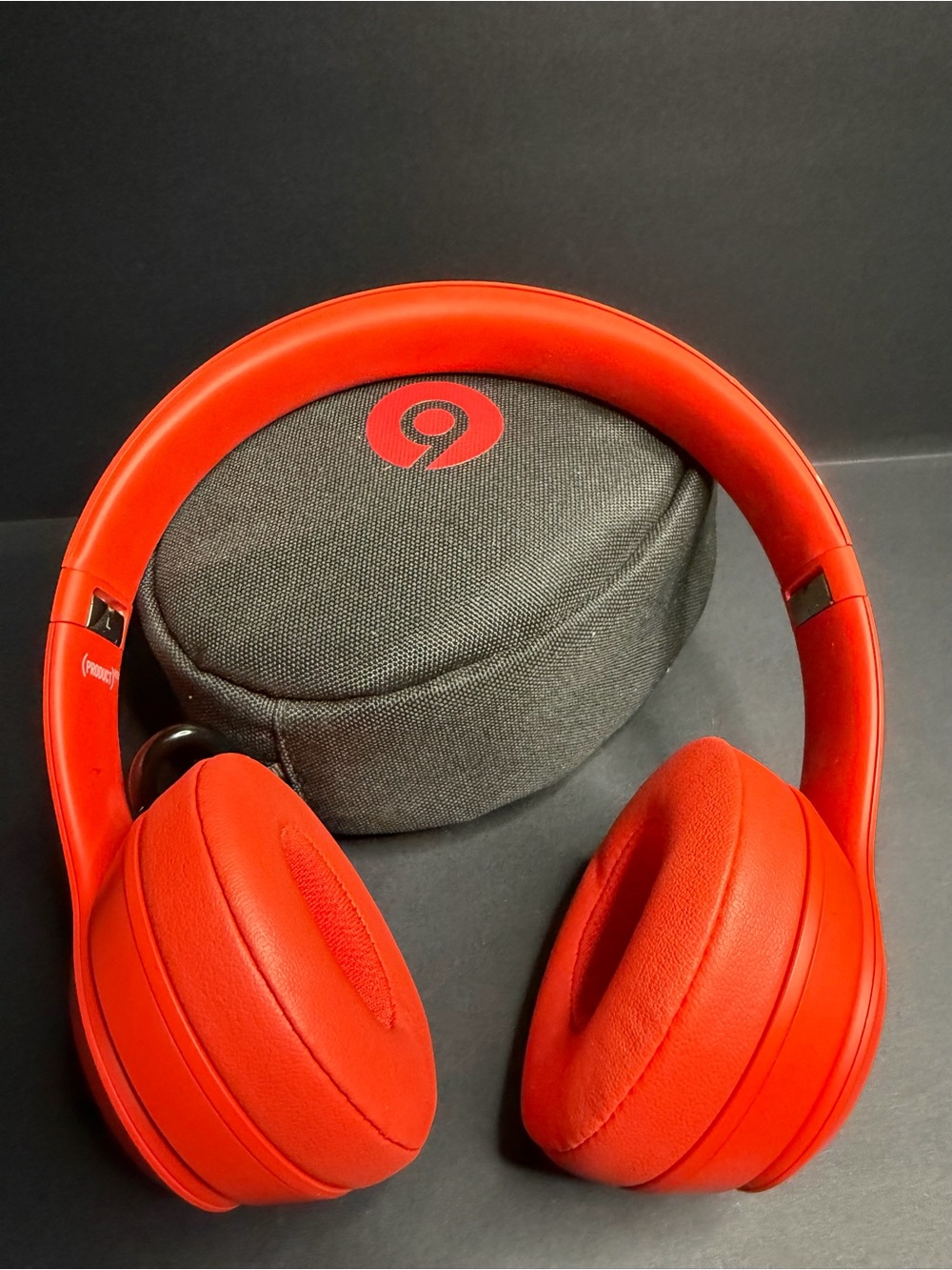 Beats Solo3 Wireless Headphones Red Orange w/ Carrying Case - Picture 2 of 4